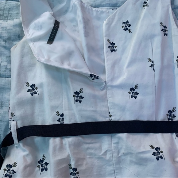 Floral Dress - Picture 2 of 3